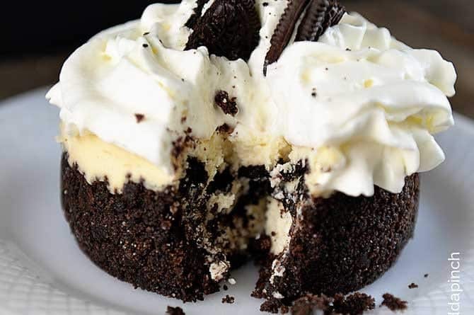 oreo-cheesecake-recipe-DSC_4503-670x445