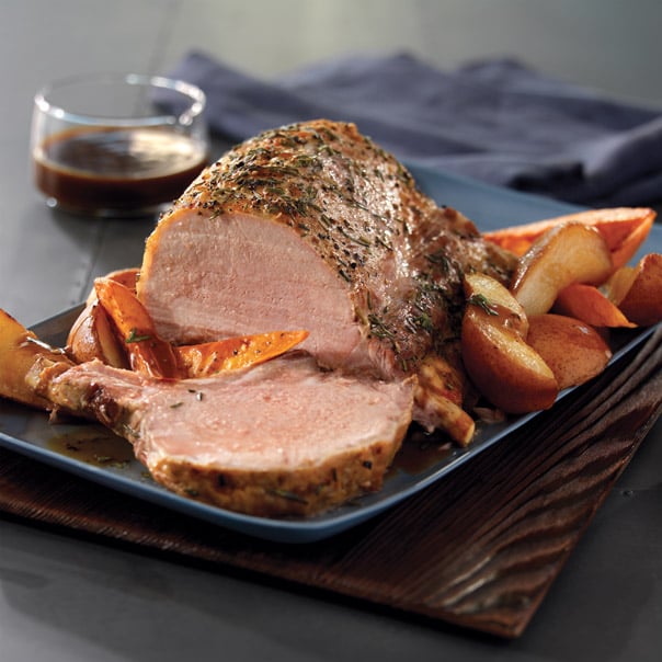 Pork_Roast_with_Sweet_Potatoes_Pears_and_Rosemary_HR