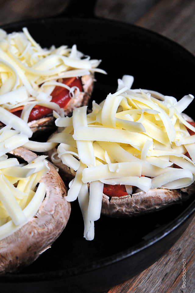 pizza-stuffed-mushrooms-DSC_1835