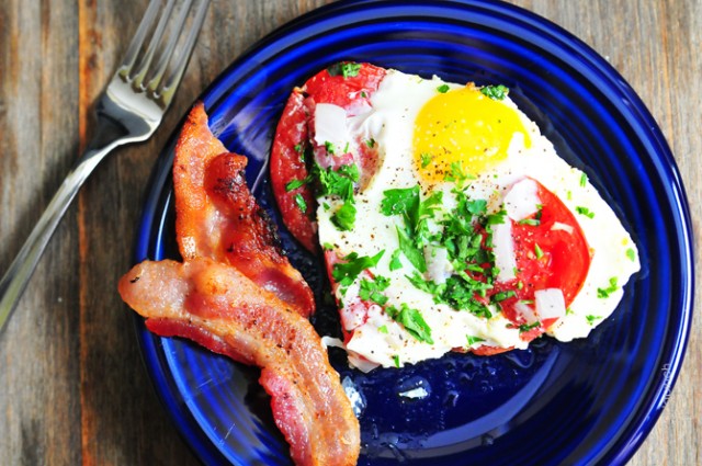 Tomato Baked Eggs | addapinch.com