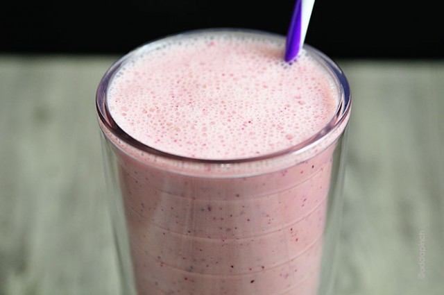 Strawberry Banana Smoothie Recipe | © addapinch.com