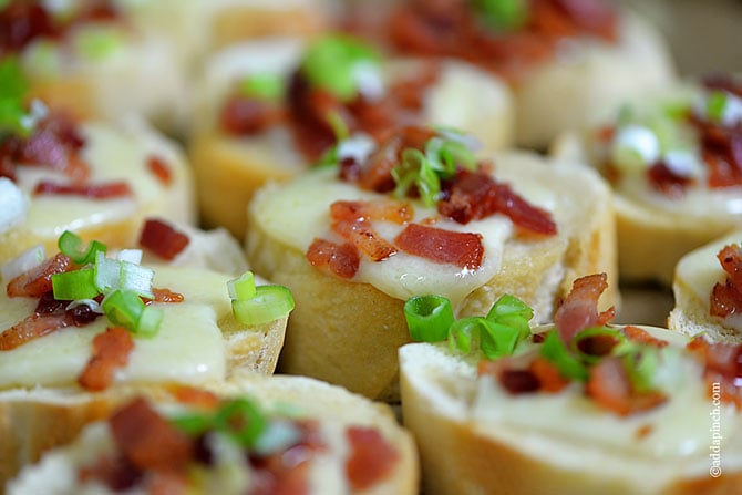 Cheesy Bacon Bread | ©addapinch.com