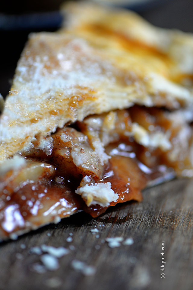 Apple Pie Recipe | ©addapinch.com