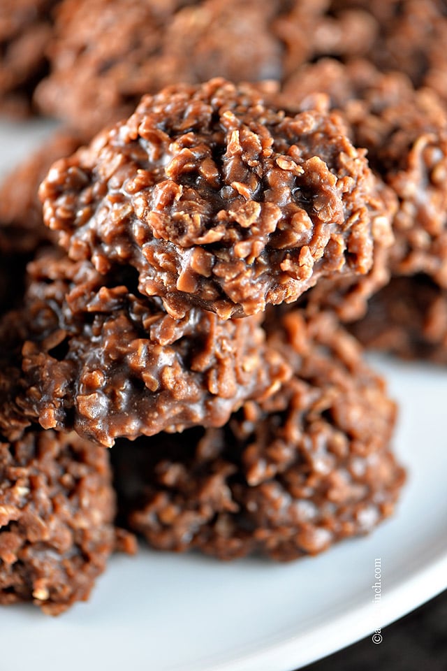 Chocolate No Bake Cookies | ©addapinch.com