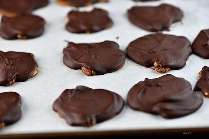 What are some good chocolate turtle candy recipes?