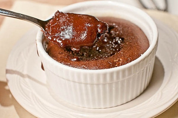 melting chocolate cake