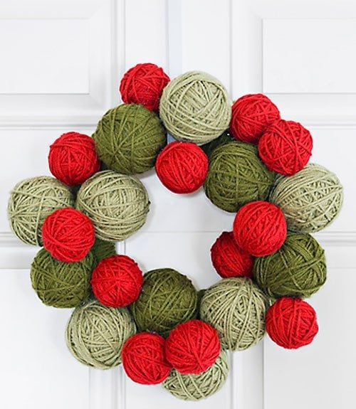 Yarn Wreath Tutorial
