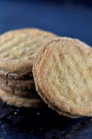 Peanut Butter Cookies | addapinch.com