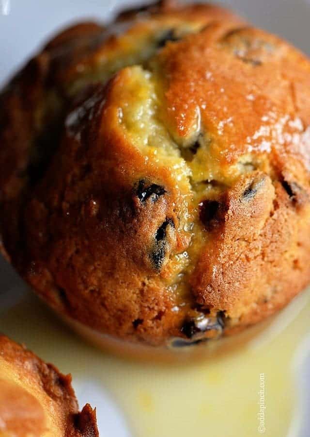 Cranberry Orange Muffins make the perfect addition to any fall breakfast. Get this family favorite recipe for Cranberry Orange Muffins. // addapinch.com
