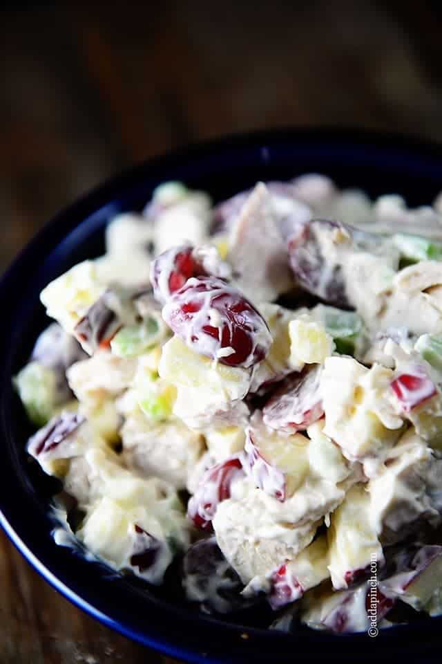 Turkey Salad Recipe - This turkey salad makes one of my favorite ways to use up and enjoy all those turkey leftovers from yesterday. It really does make for a quick-fix meal perfect for making the most of your roasted or smoked turkey. // addapinch.com