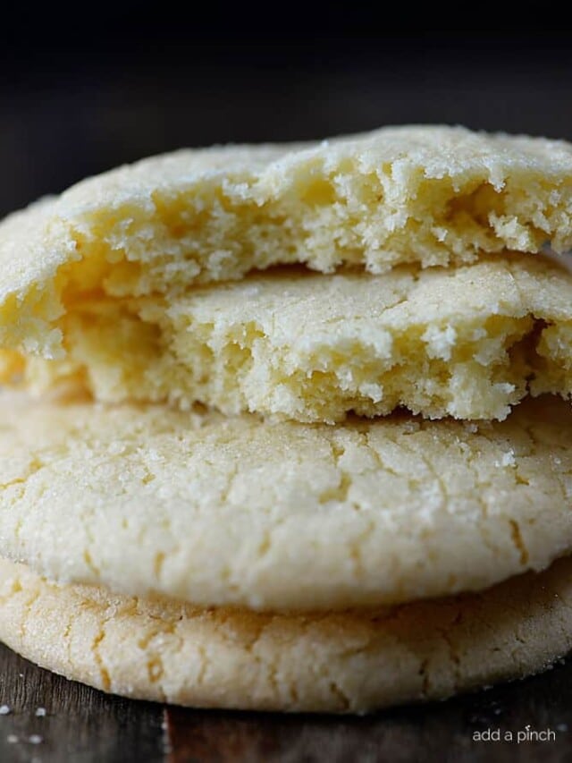 Absolutely the BEST sugar cookie recipe I’ve ever tasted! These sugar cookies are soft, chewy and produce a flavorful bakery style soft sugar cookie! Quick and easy to make, this sugar cookie recipe makes cookies that turn out perfectly every single time.