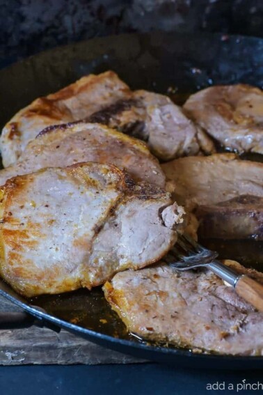 Balsamic Baked Pork Chops Recipe. Perfect for a quick weeknight meal, these balsamic oven baked pork chops are full of flavor while still being quick and easy! // addapinch.com