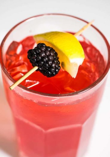 Blackberry Lemonade makes a delicious and refreshing lemonade recipe perfect for a signature sweet sip! // addapinch.com