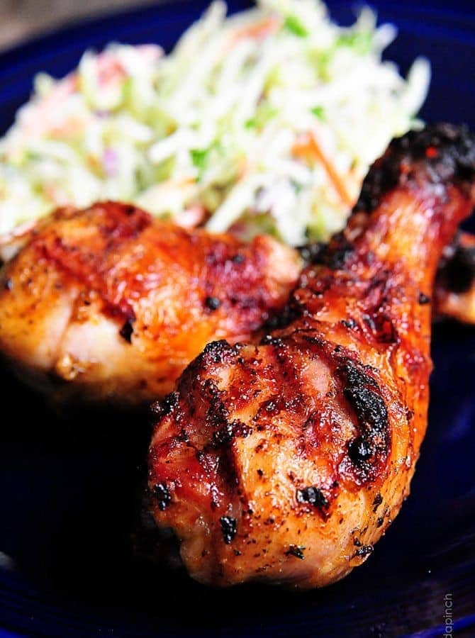 Best Grilled Chicken Marinade Recipe - Grilled Chicken recipes are always a crowd-pleaser. This easy grilled chicken marinade recipe will become a favorite! // addapinch.com