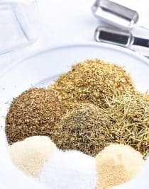 Italian Seasoning Mix Recipe - Italian Seasoning Mix makes a great seasoning mix to keep on hand in your pantry. A delicious savory addition to so many Italian dishes from spaghetti to lasagna or to sprinkle on chicken! It is an essential! // addapinch.com