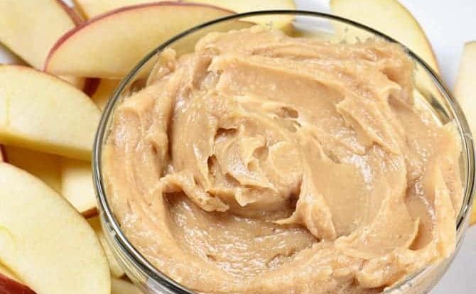 Easy Apple Dip Recipe - This easy Apple Dip Recipe is a definite favorite! Made with just a handful of ingredients, apple dip makes the perfect addition to any get together! // addapinch.com
