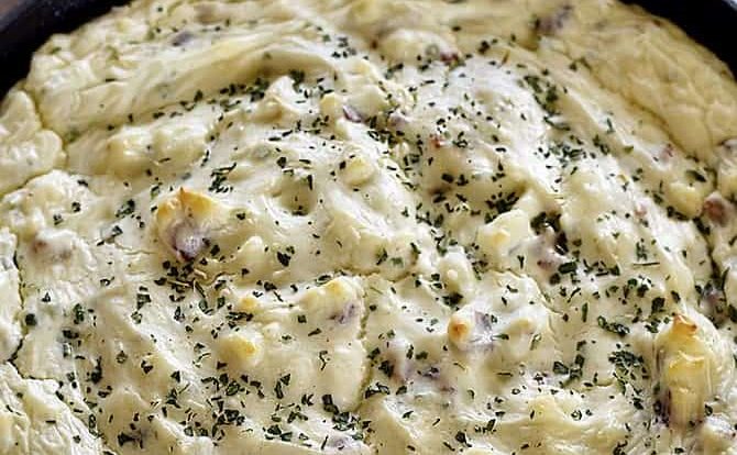 Bacon Blue Cheese Dip Recipe - This Bacon Blue Cheese Dip recipe makes a flavorful dip recipe! Baked in a skillet, this delicious dip is perfect for so many occasions! // addapinch.com