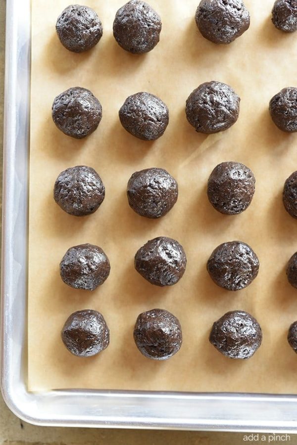 No Bake Oreo Truffles Recipe - Add a Pinch