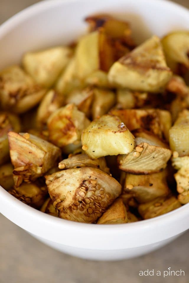 Roasted Eggplant Recipe - Roasted Eggplant makes an easy and delicious dish on its own or to use in so many other recipes! // addapinch.com