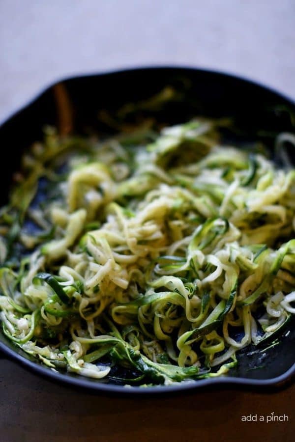 Olive Oil Garlic Zucchini Noodles Recipe Add a Pinch