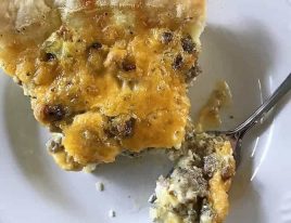 Southern Sausage Cheddar Quiche Recipe - This Southern Sausage Cheddar Quiche recipe makes a quick and easy breakfast recipe. Ready and on the table in 30 minutes, it is a Southern update to a classic! // addapinch.com