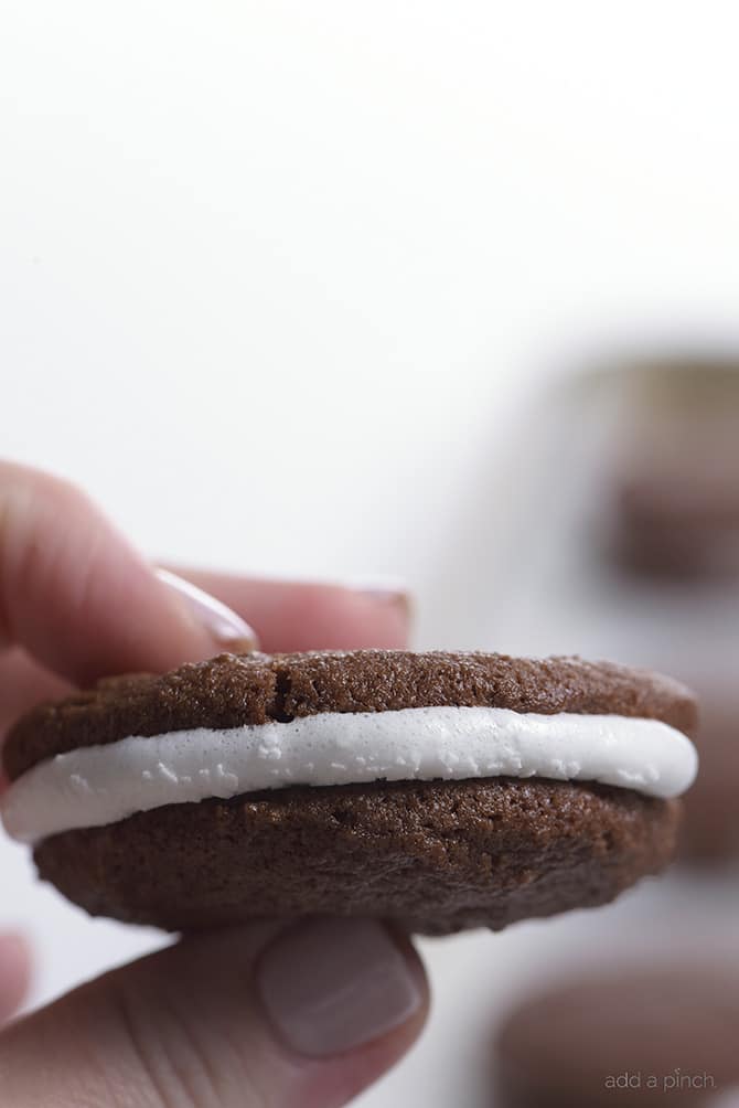 These Chocolate Marshmallow Sandwich Cookies make a delicious cookie recipe that chocolate lovers adore! So easy to make and fun to eat! // addapinch.com