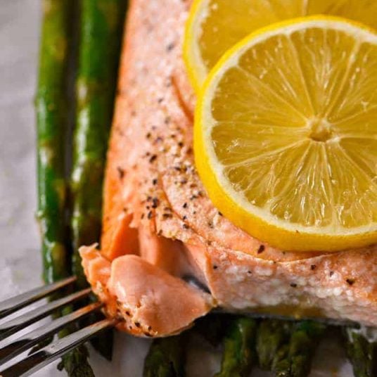 Lemon Garlic Salmon and Asparagus Parchment Packet Recipe - Add a Pinch