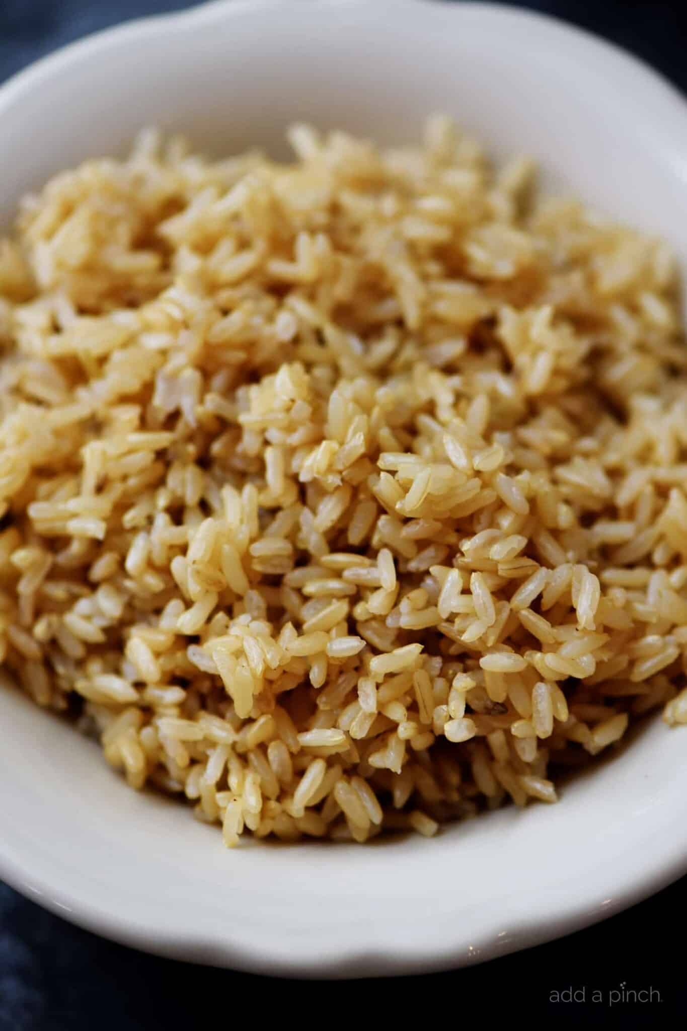 https://addapinch.com/wp-content/uploads/2018/03/instant-pot-brown-rice-recipe-0358-scaled.jpg