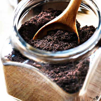 Espresso Power Recipe - Learn how to make your own espresso powder for baking! It is the secret ingredient of many professional bakers and now you can make it in your own home! // addapinch.com