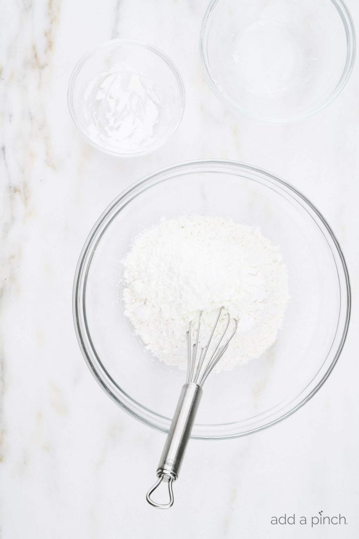 How to Make Cake Flour - Learn how to make your own cake flour at home. An easy two-ingredient substitute. // addapinch.com