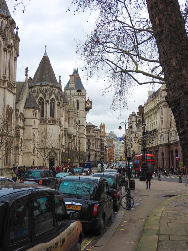 London in Three Days - A list of some of the most noteworthy stops and must-do’s to help you make the most of your trip to London! // addapinch.com
