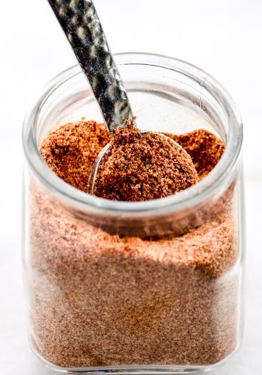 Homemade Taco Seasoning Recipe - This easy homemade taco seasoning mix is made with just five ingredients and with no preservatives! Great for tacos, fajitas, and so much more! // addapinch.com