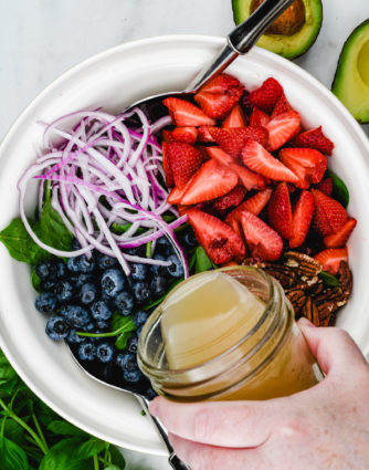 White Balsamic Dressing Recipe - Light, slightly sweet and tangy, this simple dressing recipe is made with 4 ingredients and is ready in 5 minutes! Perfect for any salad! // addapinch.com
